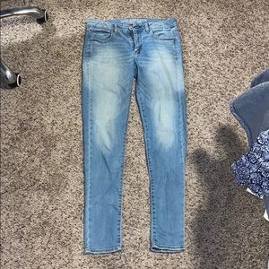 American eagle faded jeans